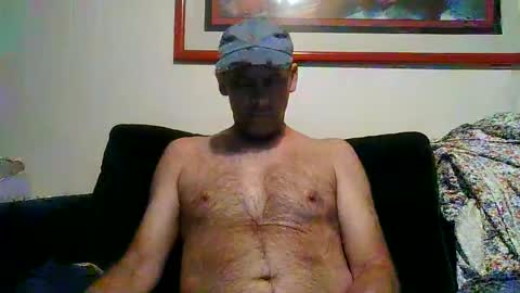 Snapshot of 4nuf chatting on 10.12.25 4nuf online show from 10.12.25