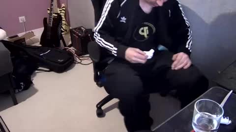 Larese Carlo online show from 02.03.25