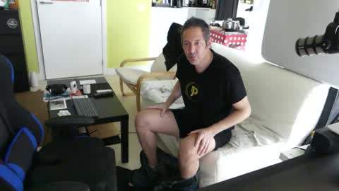 Larese Carlo online show from 02.13.26