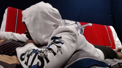 Snapshot of 5hbk chatting on 12.14.24 Tettaz GetitJusy4ya online show from 12.14.24