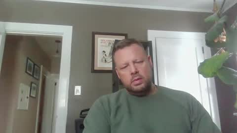 Snapshot of 612guy chatting on 01.12.25 612guy online show from 01.12.25