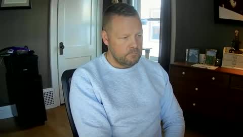 Snapshot of 612guy chatting on 02.13.25 612guy online show from 02.13.25