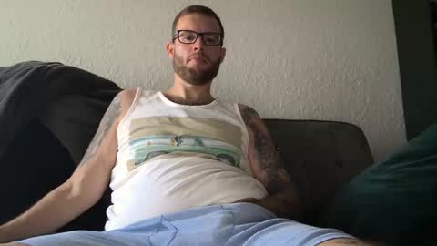 Snapshot of 662am chatting on 03.09.25 the662am online show from 03.09.25