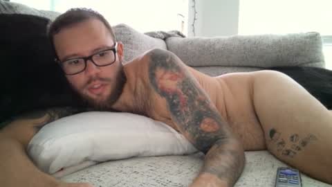 Snapshot of 662am chatting on 11.27.25 the662am online show from 11.27.25