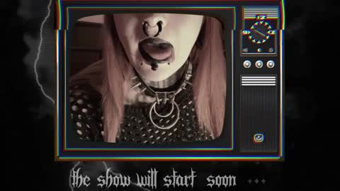 Snapshot of 666deathgasm chatting on 01.18.25 Juune online show from 01.18.25