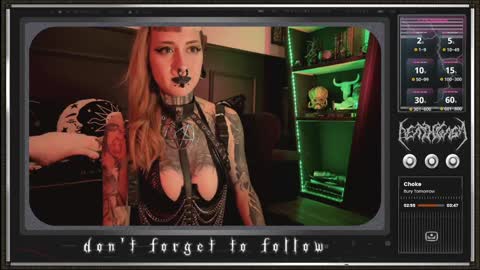 Snapshot of 666deathgasm chatting on 01.29.25 Juune online show from 01.29.25