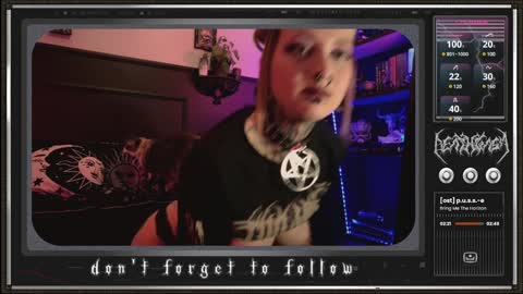 Snapshot of 666deathgasm chatting on 02.05.25 Juune online show from 02.05.25