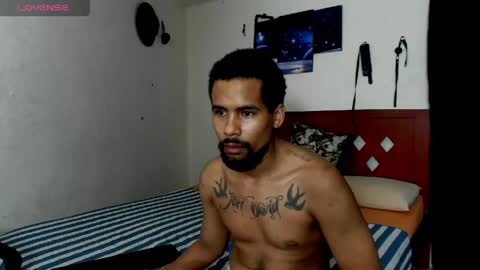 69blackwhite online show from 05.03.26