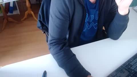 Snapshot of 69pifpaf chatting on 01.03.25 69pifpaf online show from 01.03.25