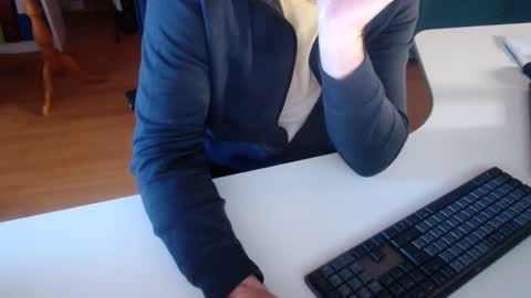 Snapshot of 69pifpaf chatting on 01.26.25 69pifpaf online show from 01.26.25