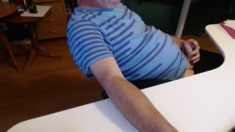 Snapshot of 69pifpaf chatting on 10.30.25 69pifpaf online show from 10.30.25