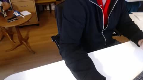 Snapshot of 69pifpaf chatting on 11.24.25 69pifpaf online show from 11.24.25