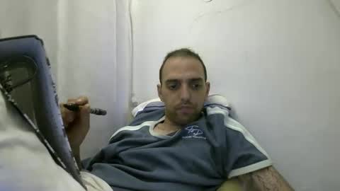 Snapshot of 6sundros chatting on 09.22.25 Suny online show from 09.22.25