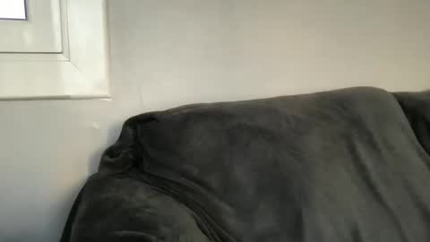 Snapshot of 6tu chatting on 10.31.25 6tu online show from 10.31.25