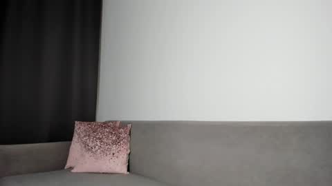 Anna online show from 02.04.25