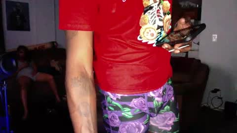 NoFaceNoCase online show from 09.14.25