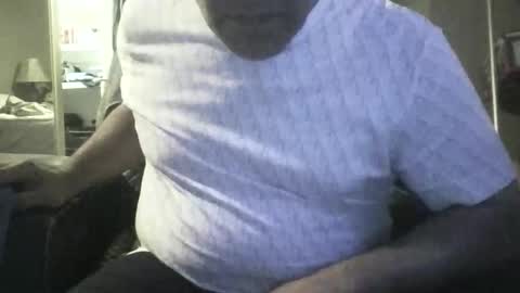 8inchthrobbincock online show from 12.01.25