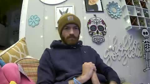 Snapshot of 90210screamer chatting on 11.03.25 90210screamer online show from 11.03.25