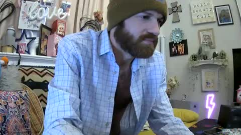 Snapshot of 90210screamer chatting on 11.29.25 90210screamer online show from 11.29.25