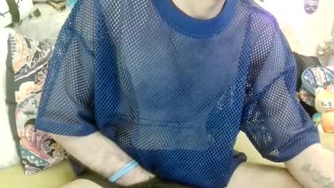 Snapshot of 90210screamer chatting on 11.30.25 90210screamer online show from 11.30.25