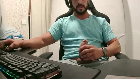 Snapshot of 90zero chatting on 04.09.26 Arturo online show from 04.09.26