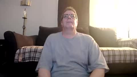 Snapshot of 989guy chatting on 05.21.26 989guy online show from 05.21.26