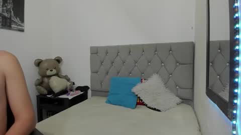 Snapshot of _1dereck chatting on 02.23.26 DERECK online show from 02.23.26