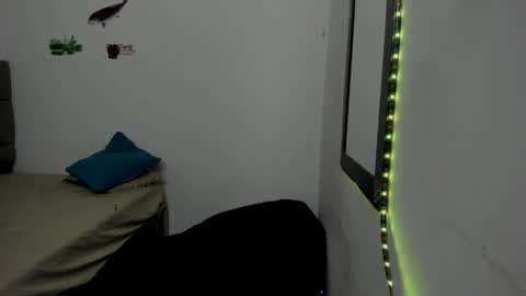 DERECK online show from 04.13.26