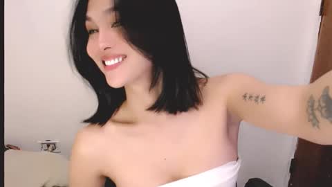 ana online show from 04.17.26