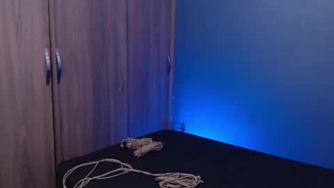 _a_r_o_n_ online show from 12.19.25