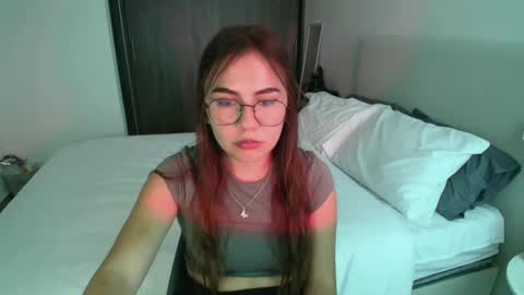 Snapshot of _abbyyyy_ chatting on 01.22.25 abby 3 online show from 01.22.25