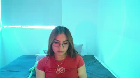 Snapshot of _abbyyyy_ chatting on 09.15.25 abby 3 online show from 09.15.25