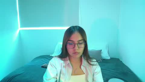 Snapshot of _abbyyyy_ chatting on 09.23.25 abby 3 online show from 09.23.25