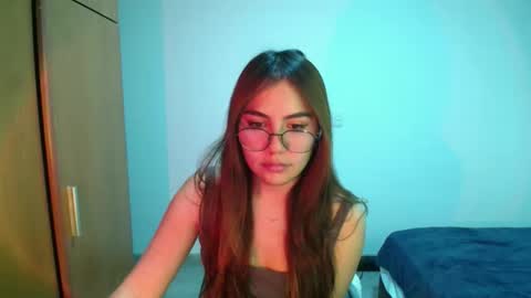 Snapshot of _abbyyyy_ chatting on 10.02.25 abby 3 online show from 10.02.25
