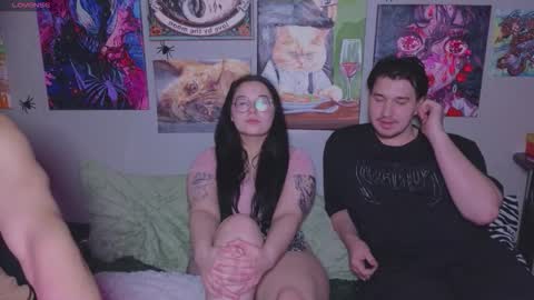 Snapshot of _adrenalinee_ chatting on 11.30.25 KENDALL NATHANRYAN LUCY online show from 11.30.25