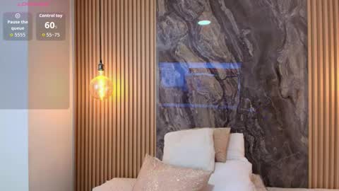 Snapshot of _alanajones_ chatting on 09.17.25 ALANA  online show from 09.17.25