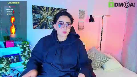 Snapshot of _alex_carter chatting on 11.18.25 alex carter online show from 11.18.25