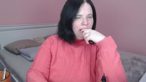 _alexandra_ray_ online show from 11.15.25