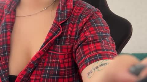 Snapshot of _alicebliss chatting on 02.08.26 Alice online show from 02.08.26