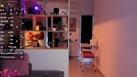 Mia online show from 02.23.25