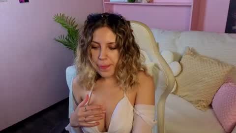 _amymoore online show from 06.25.26