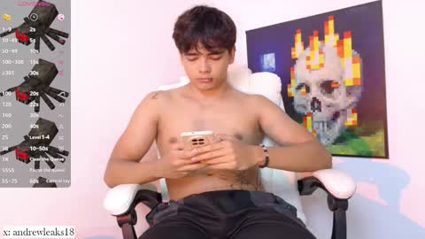 Snapshot of _an_drew18 chatting on 11.04.25 _an_drew18 online show from 11.04.25