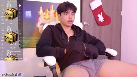 Snapshot of _an_drew18 chatting on 12.02.25 _an_drew18 online show from 12.02.25