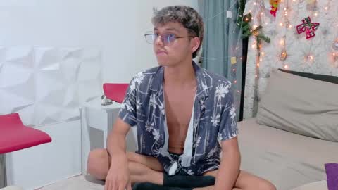 Snapshot of _andrew_williams chatting on 12.21.24 Andres online show from 12.21.24