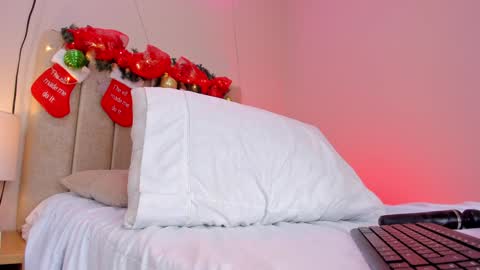 ngela  online show from 12.30.24