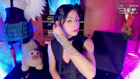 Angell Dustt  online show from 07.22.26