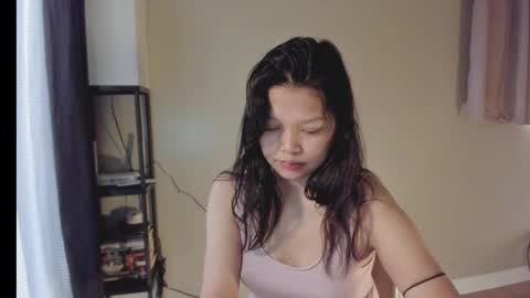 Snapshot of _ann1e_ chatting on 02.13.26 annie . online show from 02.13.26