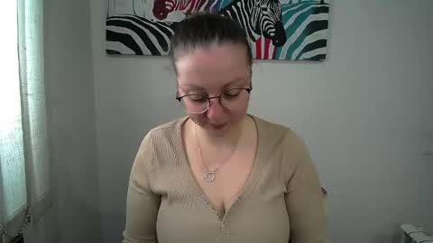 Anna online show from 04.22.26