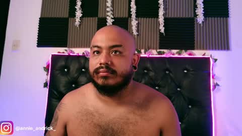 Annie Andrick online show from 03.26.26