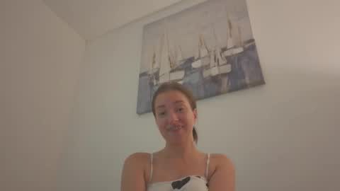 Snapshot of _annieone chatting on 09.14.25 Anna online show from 09.14.25